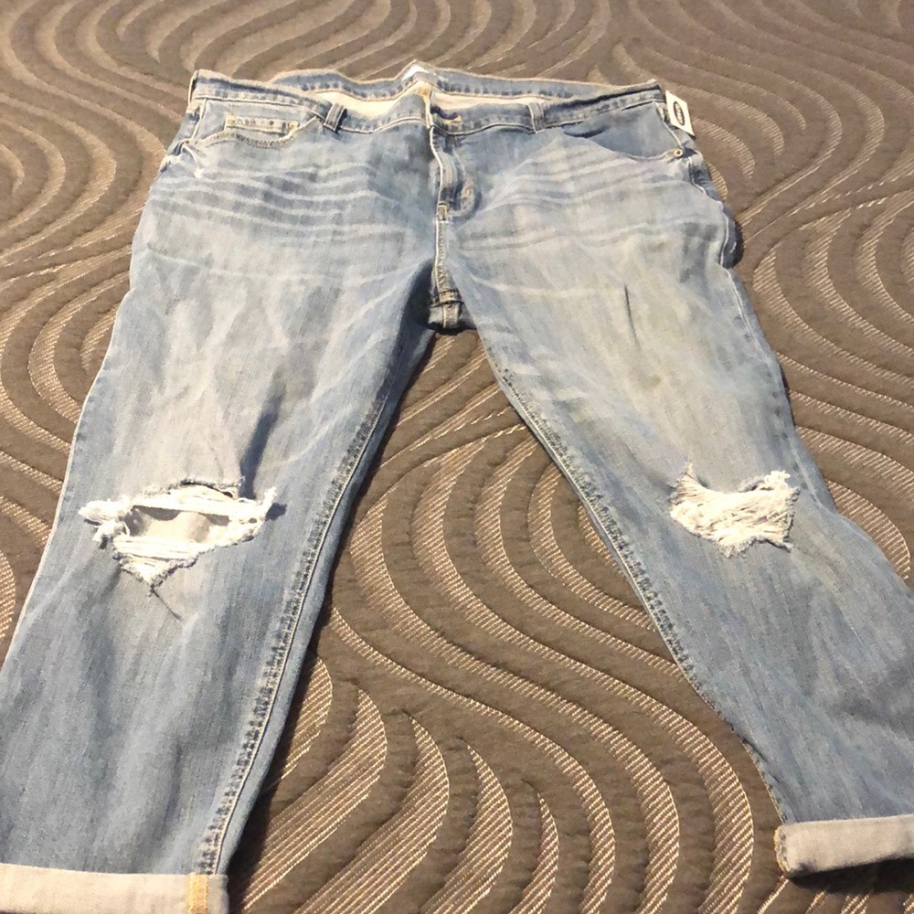 Old navy boyfriend cropped jeans size 18 petite